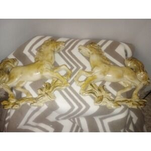 Universal Statuary Corp Running Horse Wall Plaque Chaulkware 1959 Pair Vintage